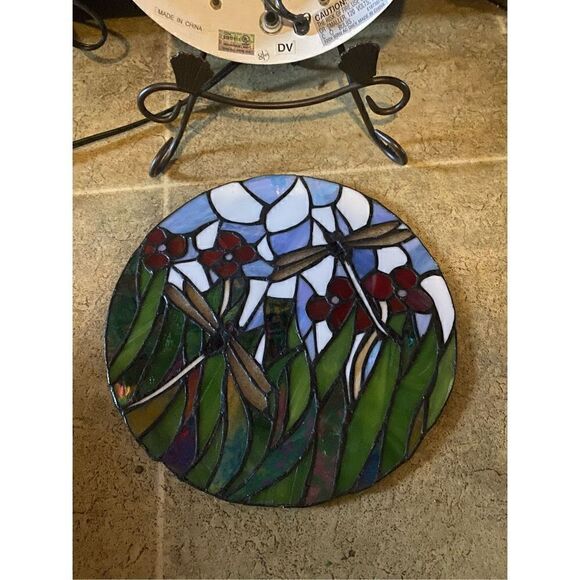 Dragonfly Floral Round Stain Leaded Glass Plate Lamp - Picture 7 of 16